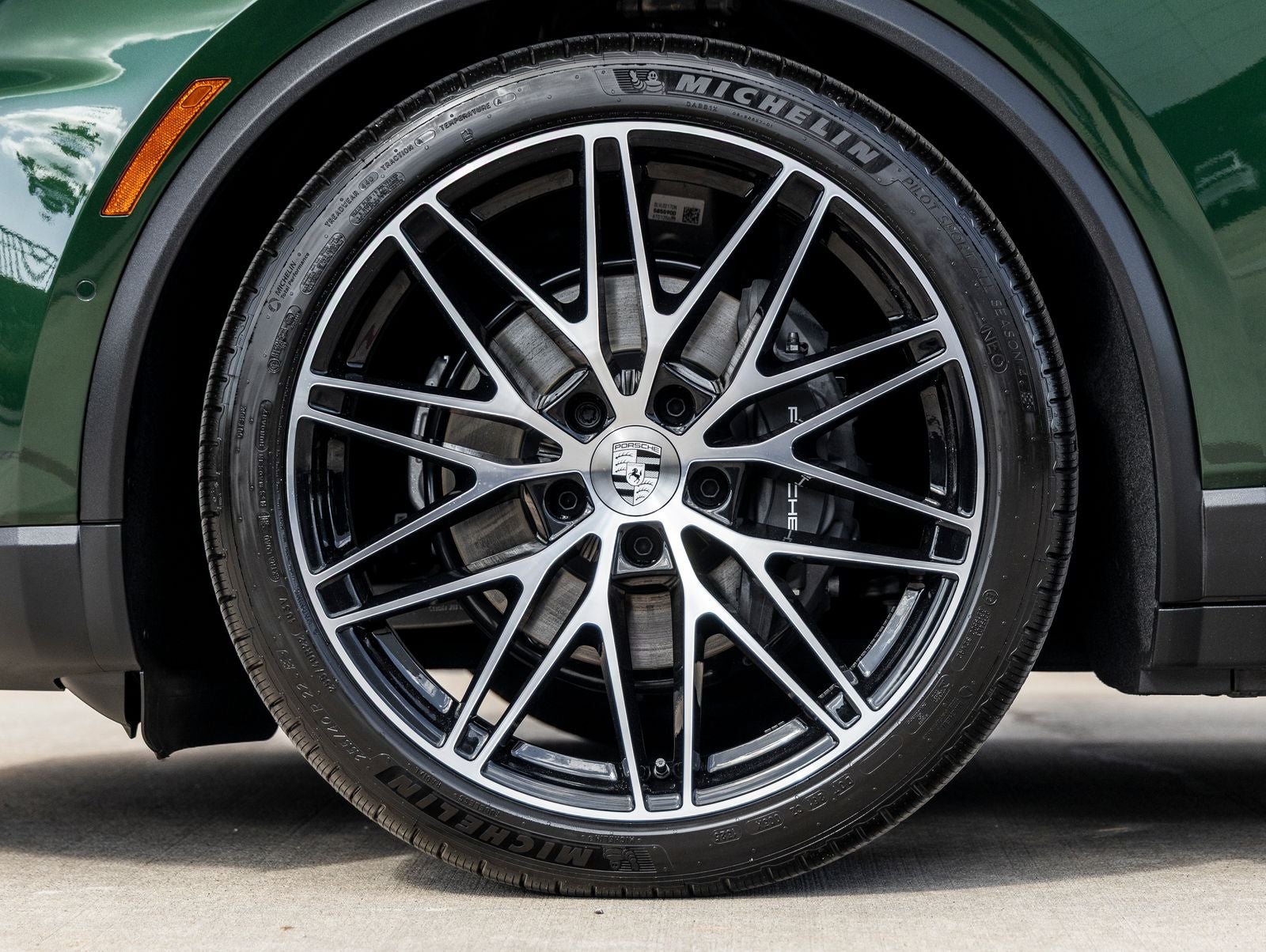 2025 Porsche Macan Electric