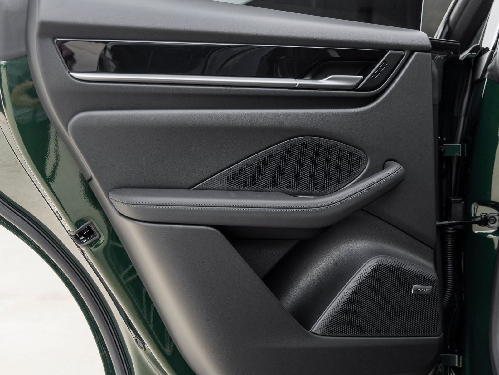 2025 Porsche Macan Electric