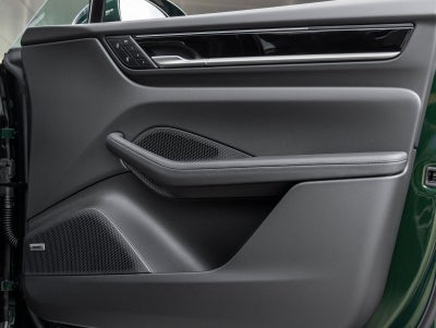 2025 Porsche Macan Electric