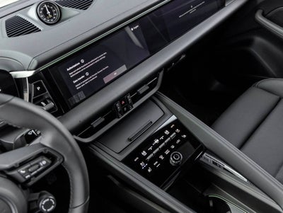 2025 Porsche Macan Electric