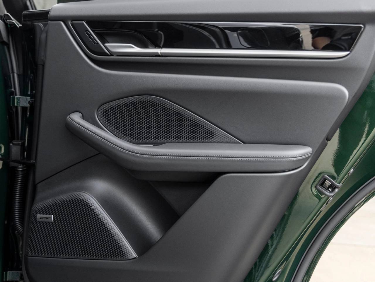 2025 Porsche Macan Electric