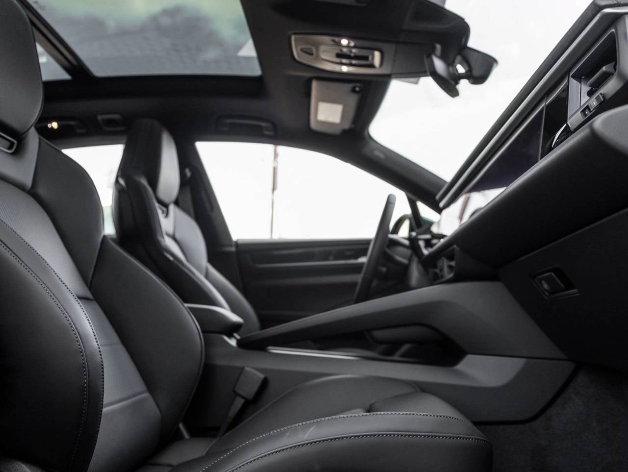 2025 Porsche Macan Electric