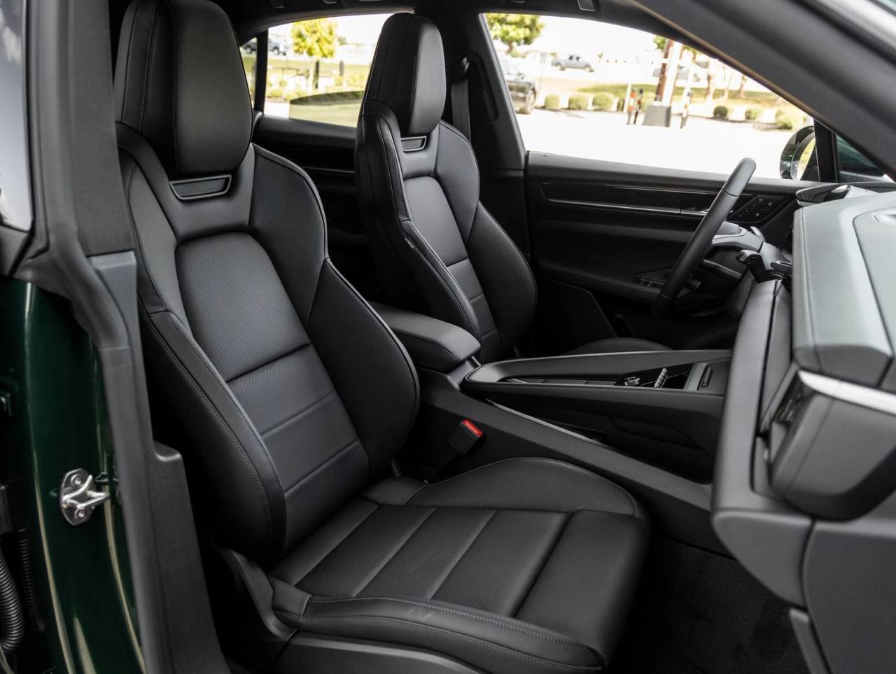 2025 Porsche Macan Electric