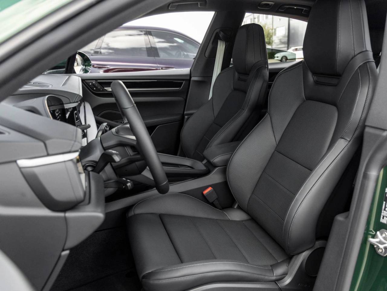 2025 Porsche Macan Electric