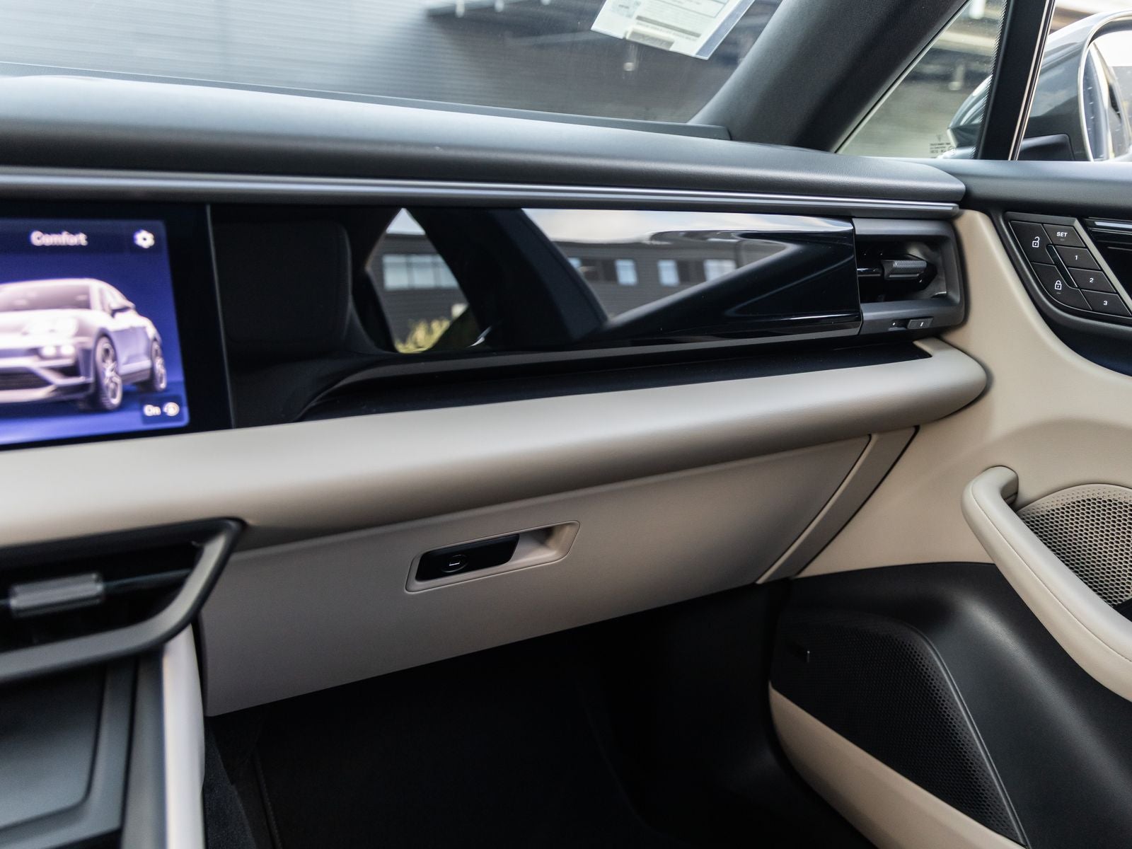 2025 Porsche Macan Electric Macan Electric