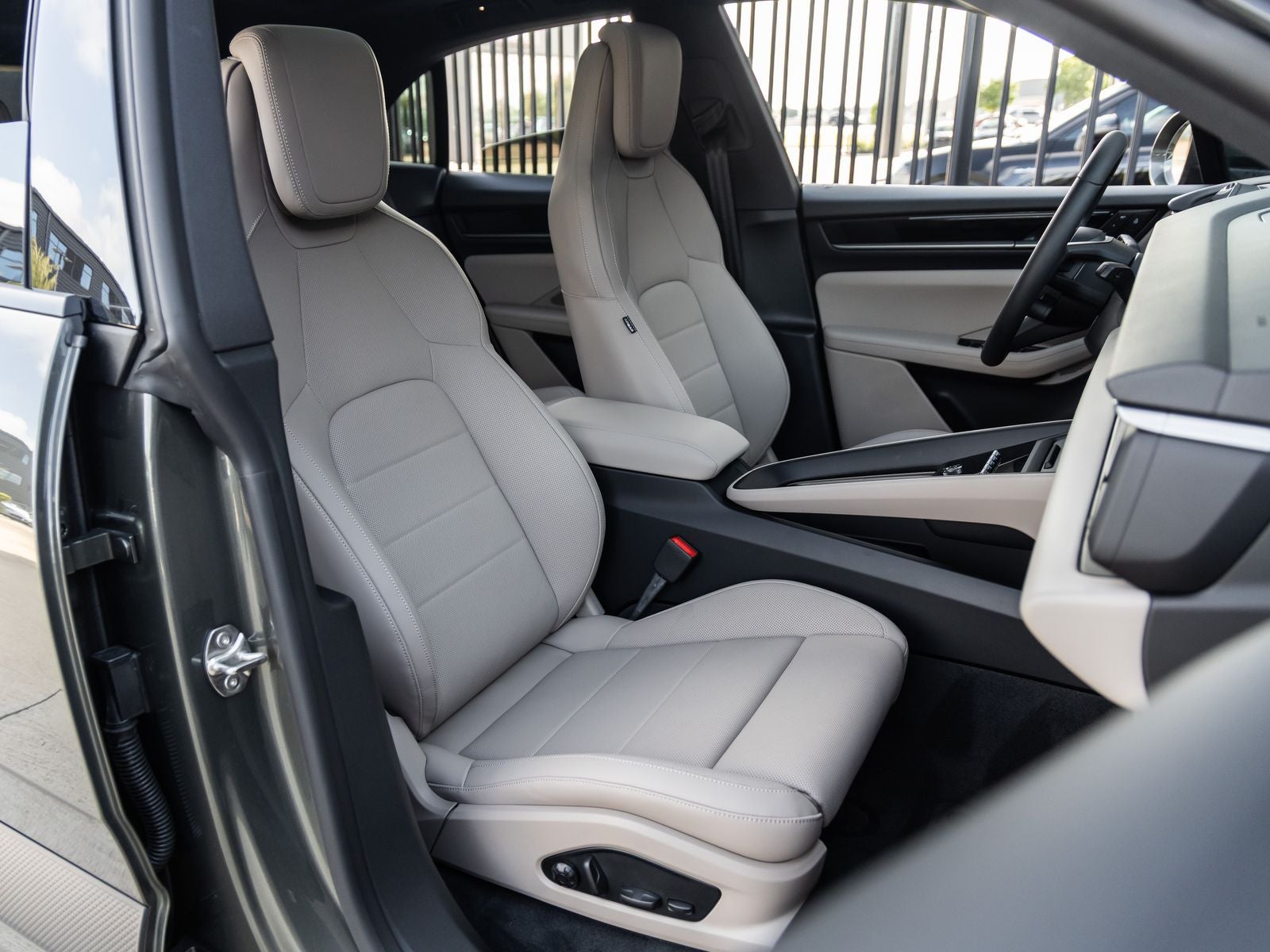 2025 Porsche Macan Electric Macan Electric