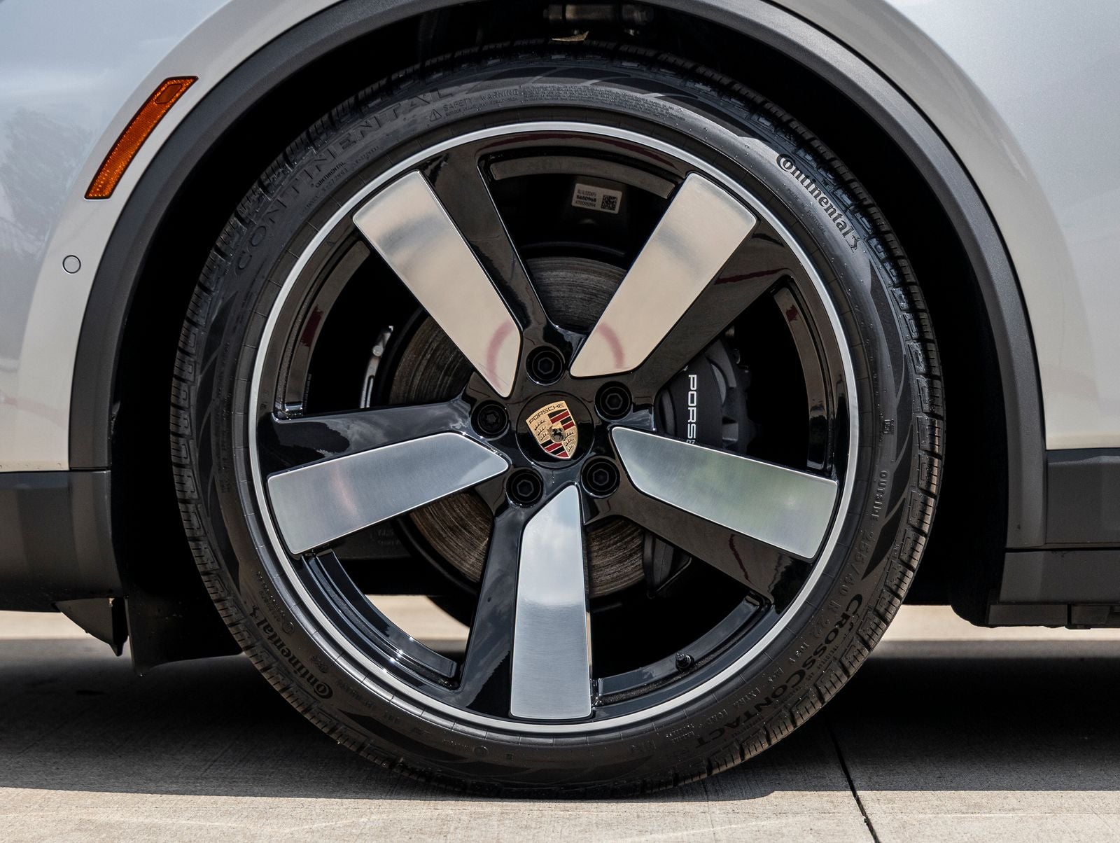 2025 Porsche Macan Electric