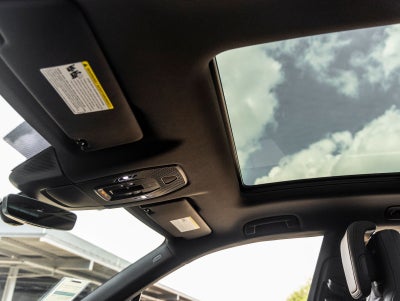 2025 Porsche Macan Electric