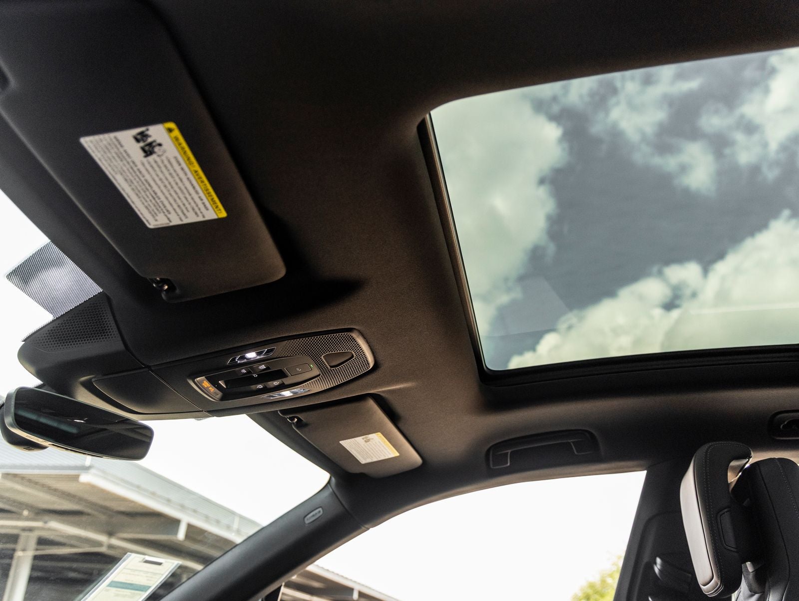 2025 Porsche Macan Electric