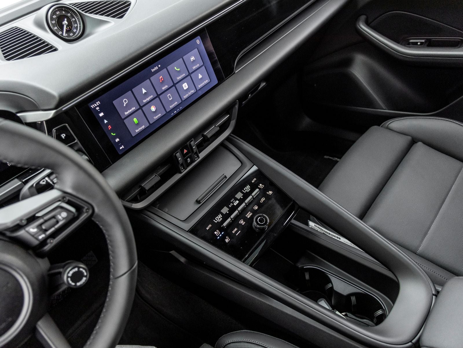 2025 Porsche Macan Electric