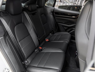 2025 Porsche Macan Electric