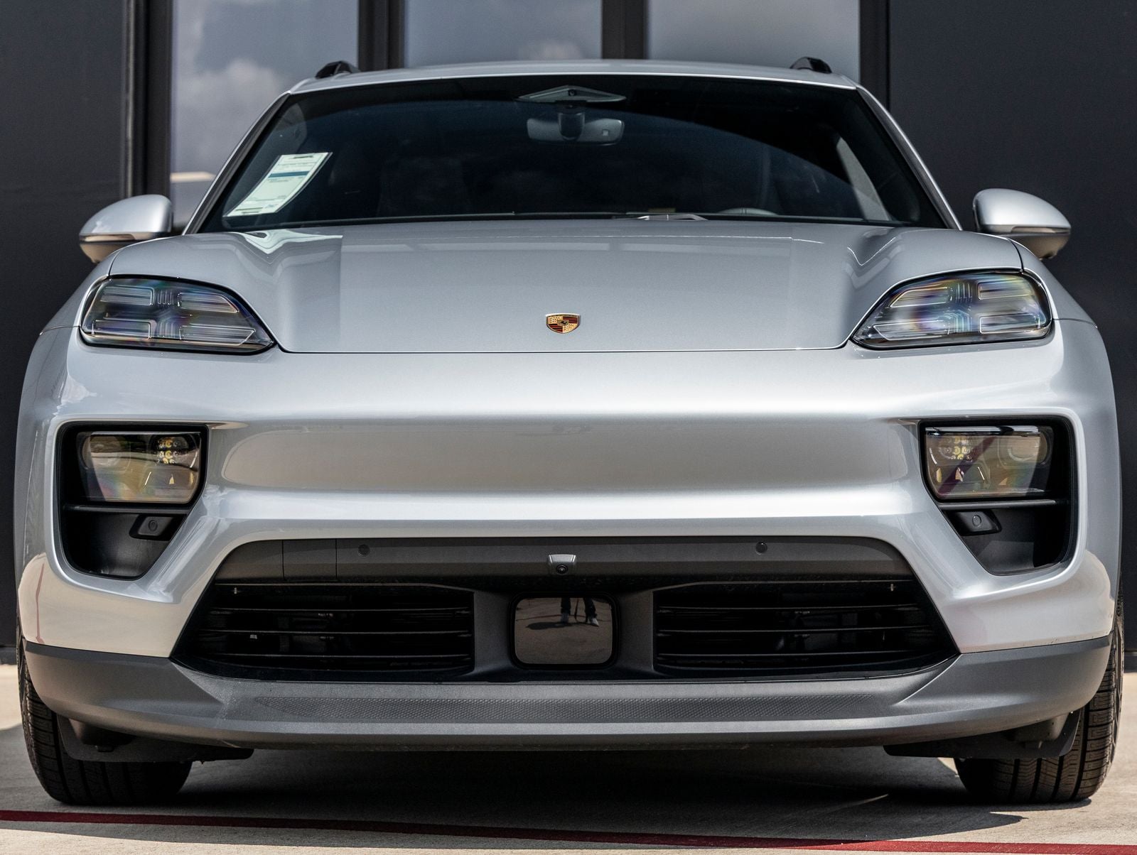 2025 Porsche Macan Electric