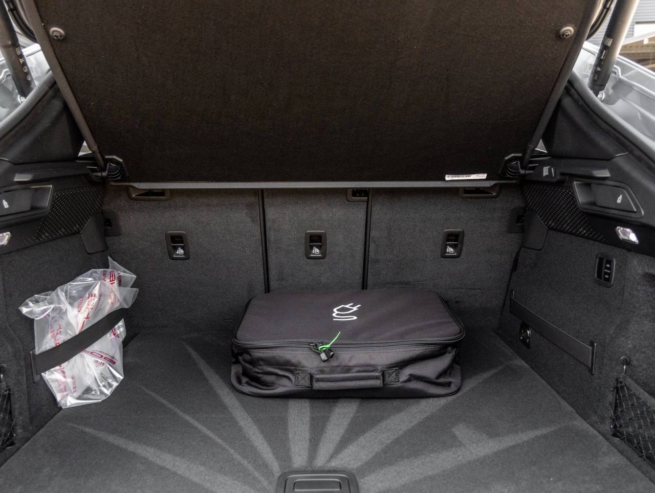 2025 Porsche Macan Electric Macan Electric