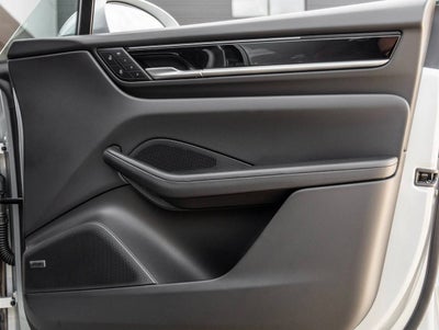 2025 Porsche Macan Electric Macan Electric