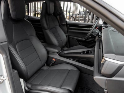 2025 Porsche Macan Electric Macan Electric