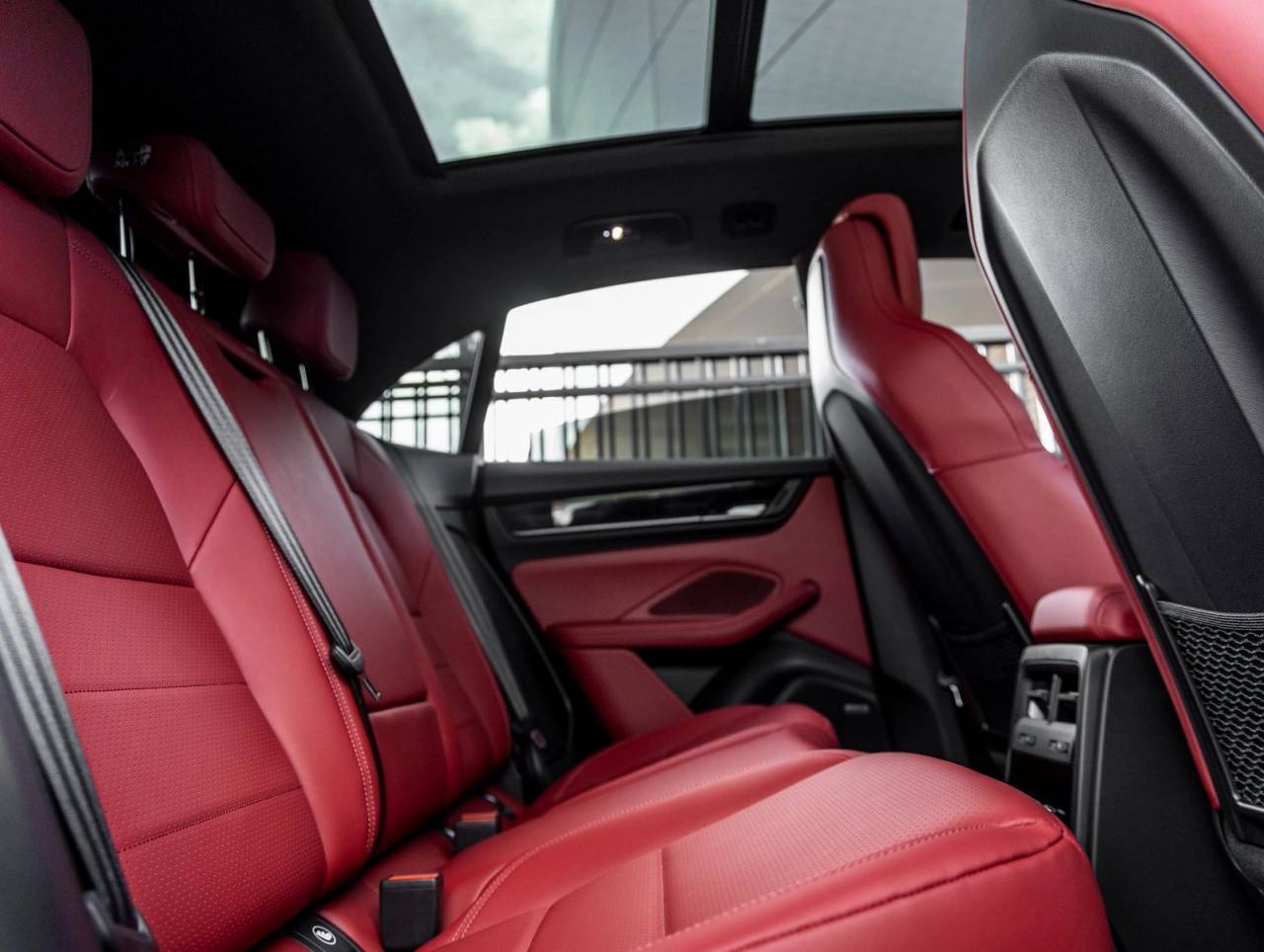 2025 Porsche Macan Electric Macan Electric