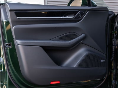 2025 Porsche Macan Macan Electric