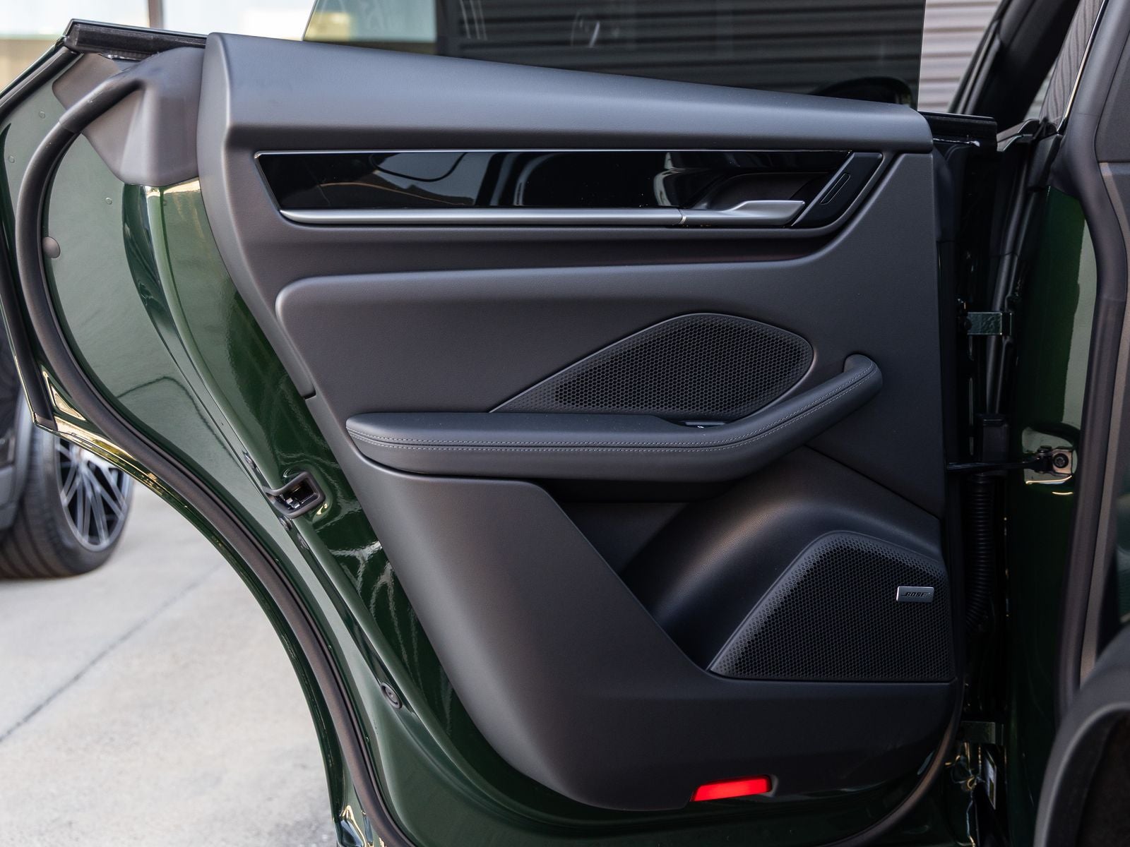 2025 Porsche Macan Macan Electric