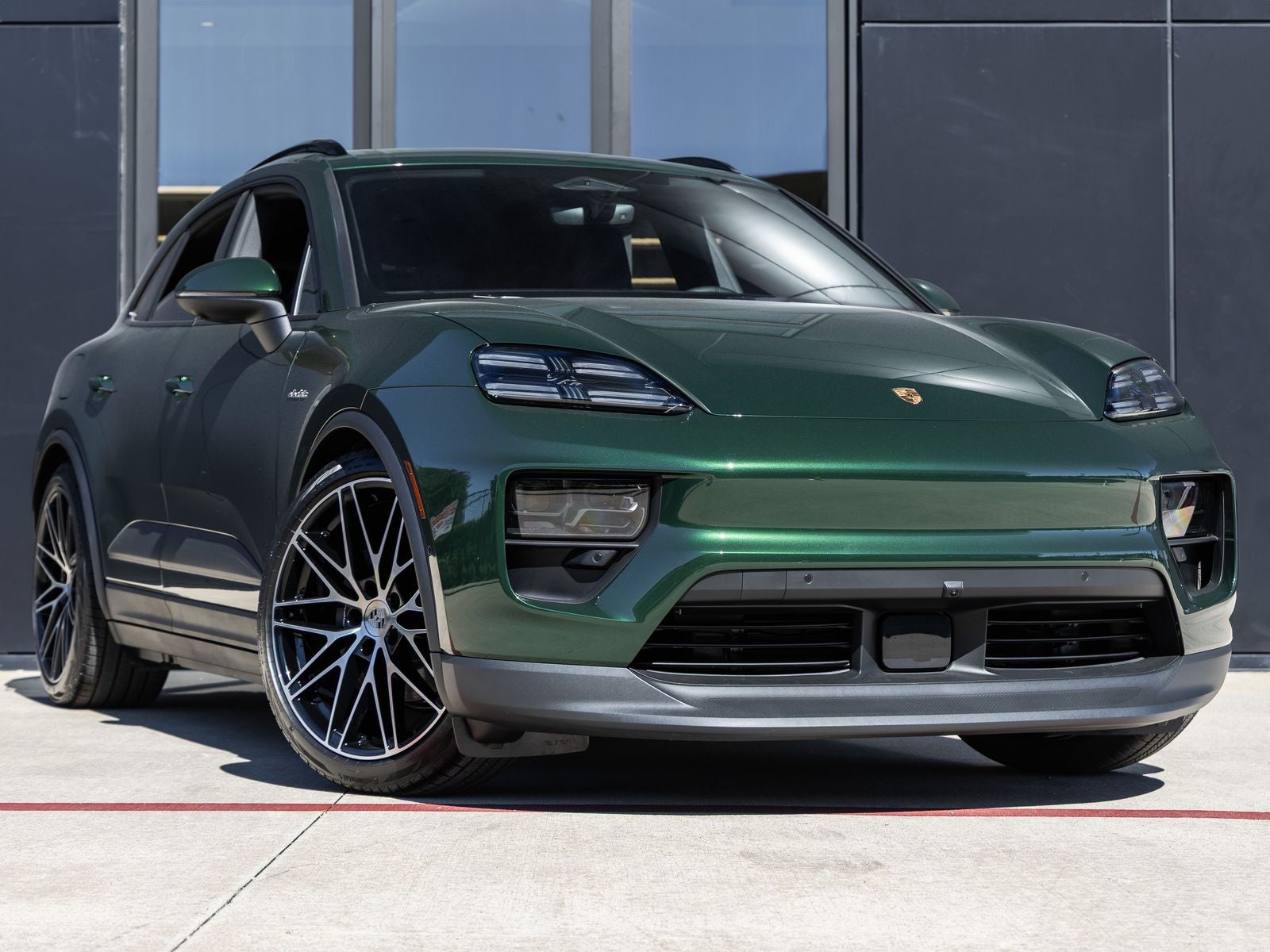 2025 Porsche Macan Macan Electric