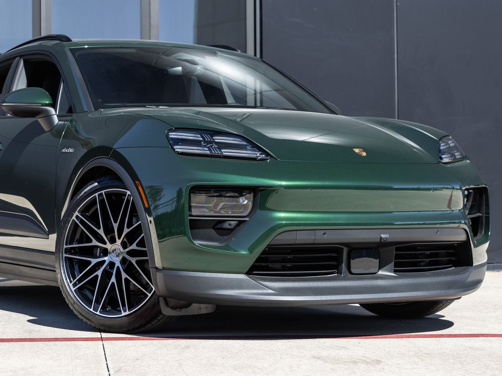 2025 Porsche Macan Macan Electric