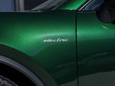 2025 Porsche Macan Macan Electric