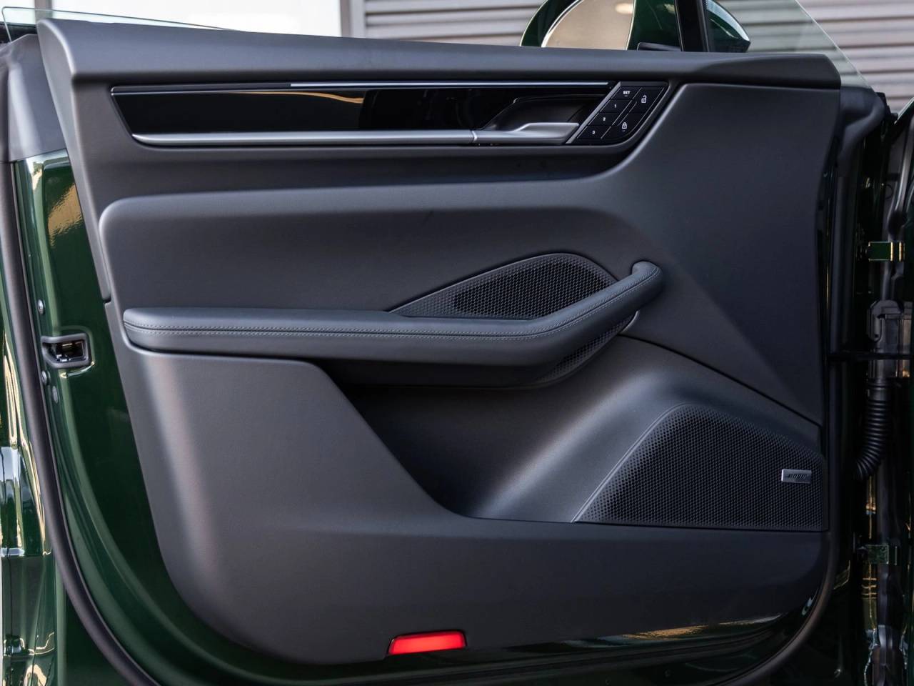 2025 Porsche Macan Macan Electric