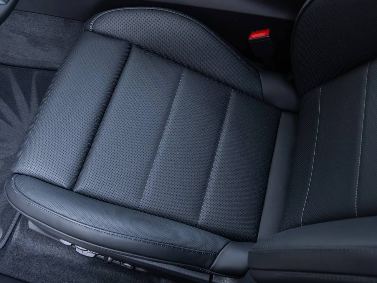 2025 Porsche Macan Macan Electric