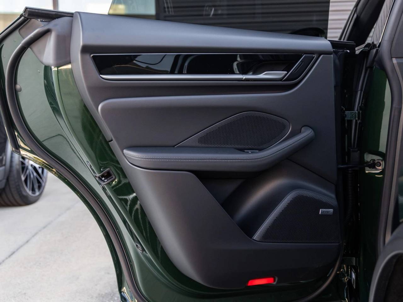 2025 Porsche Macan Macan Electric