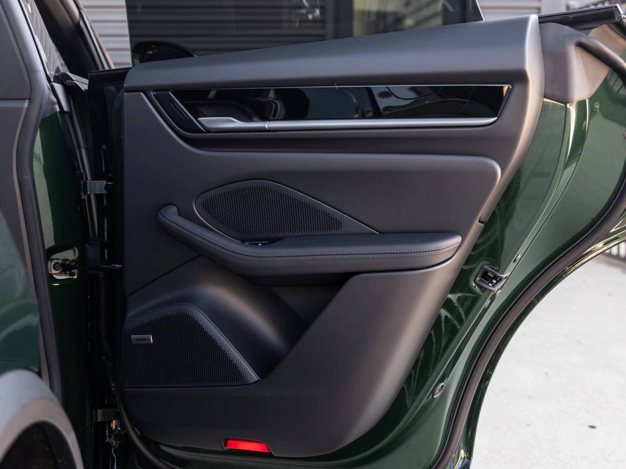 2025 Porsche Macan Macan Electric