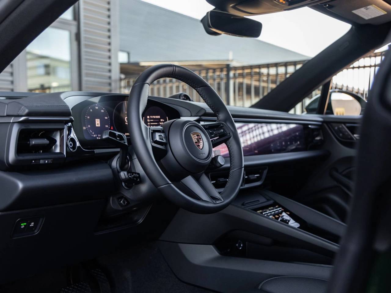 2025 Porsche Macan Macan Electric