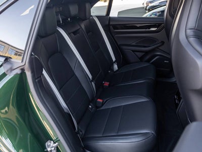 2025 Porsche Macan Macan Electric
