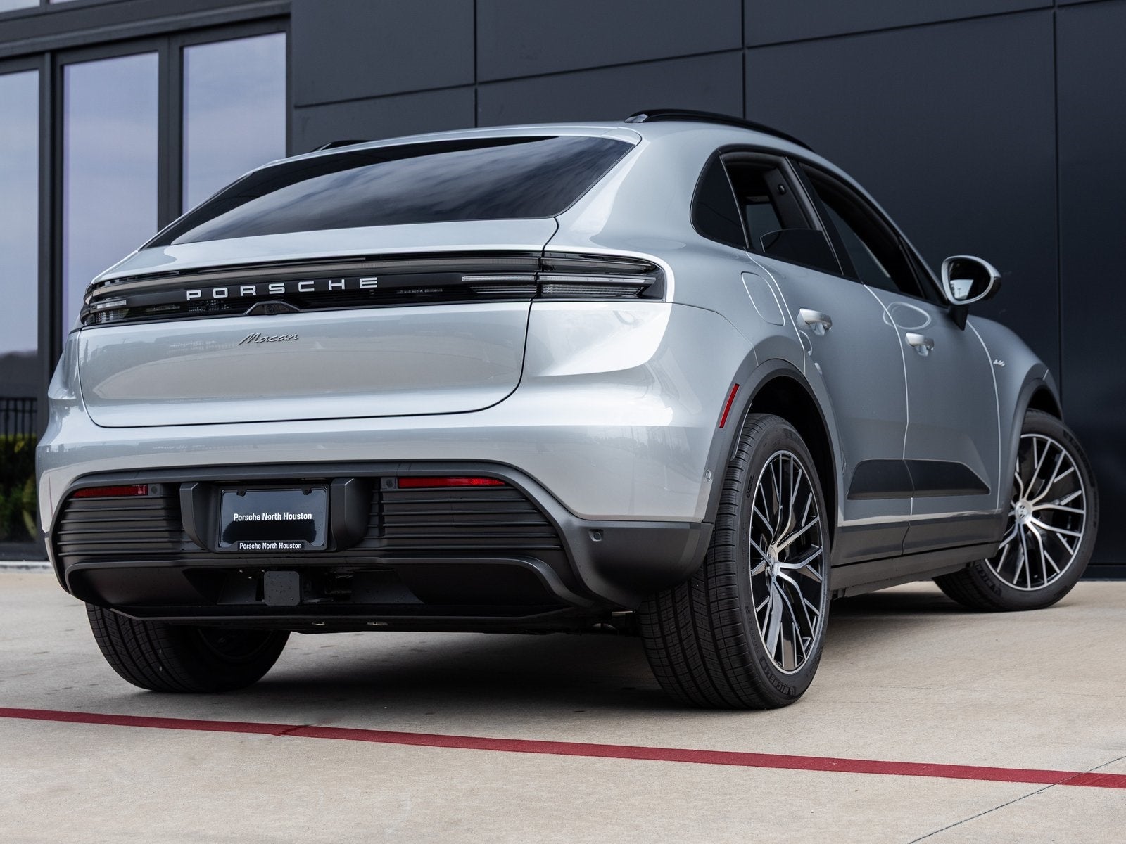 2025 Porsche Macan Electric Macan Electric