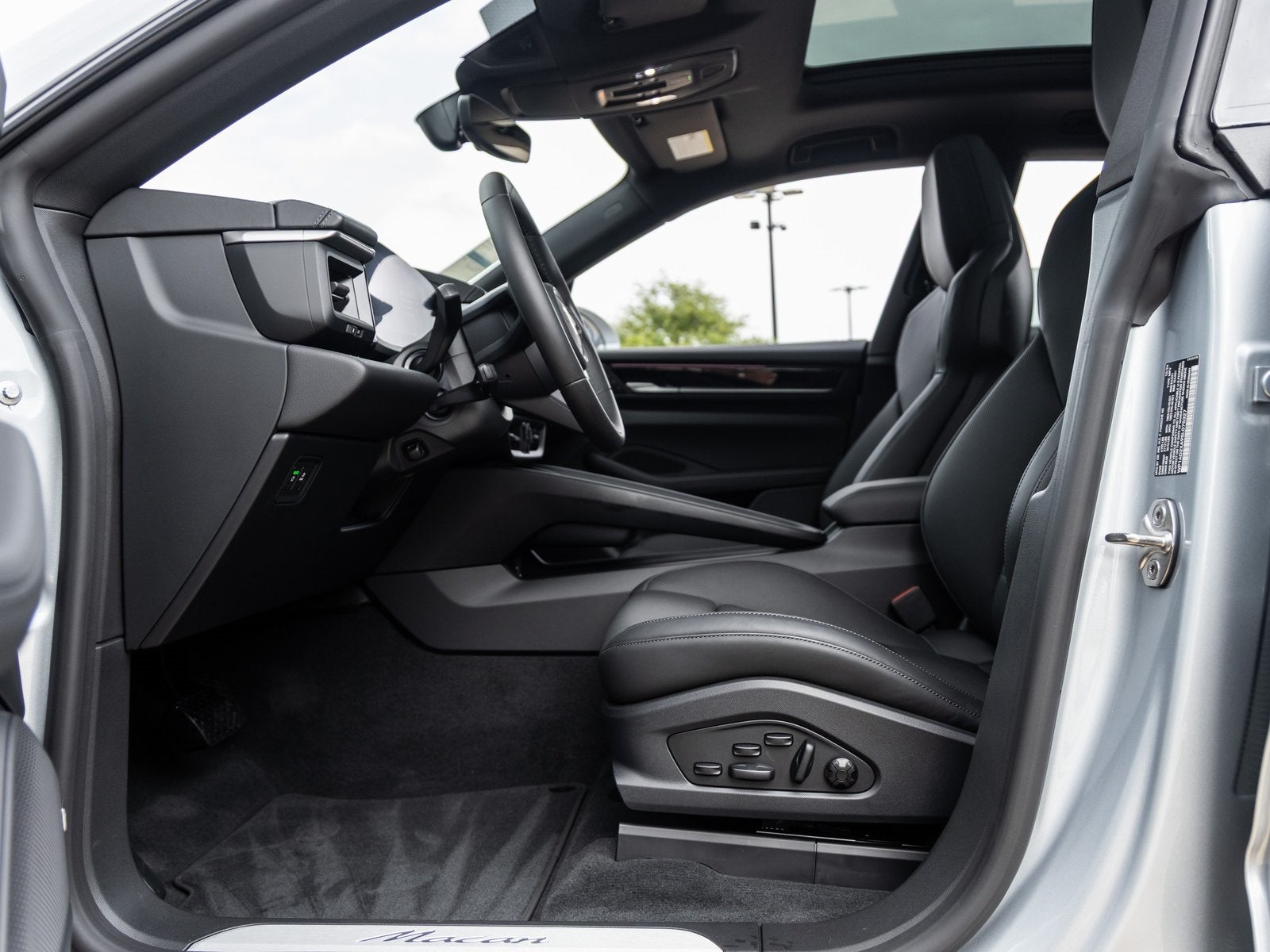 2025 Porsche Macan Electric Macan Electric