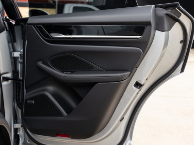 2025 Porsche Macan Electric Macan Electric