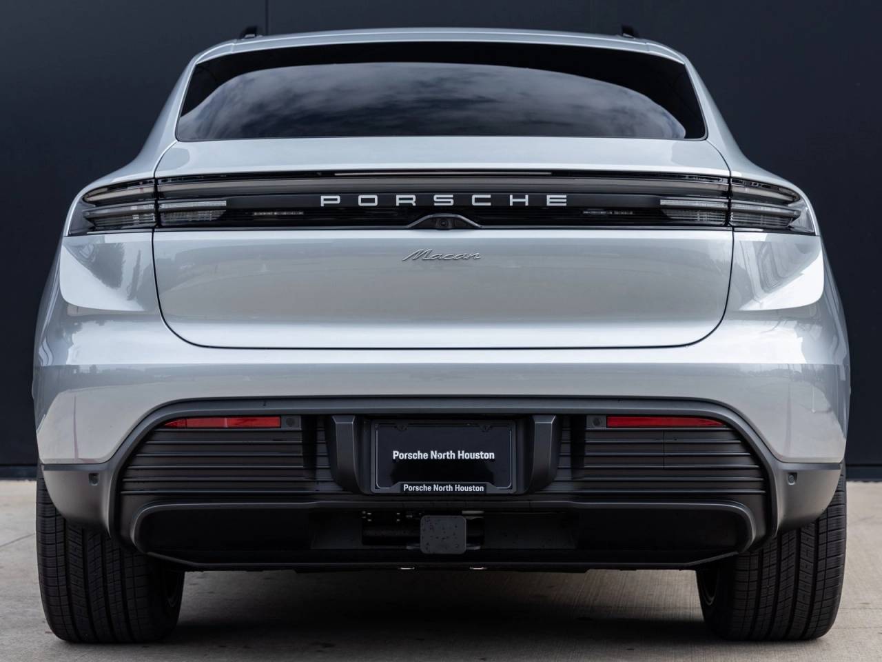 2025 Porsche Macan Electric Macan Electric