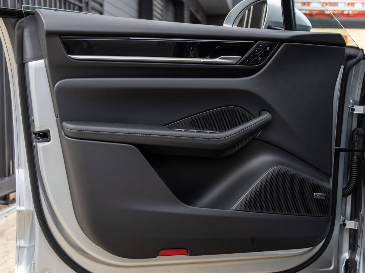 2025 Porsche Macan Electric Macan Electric