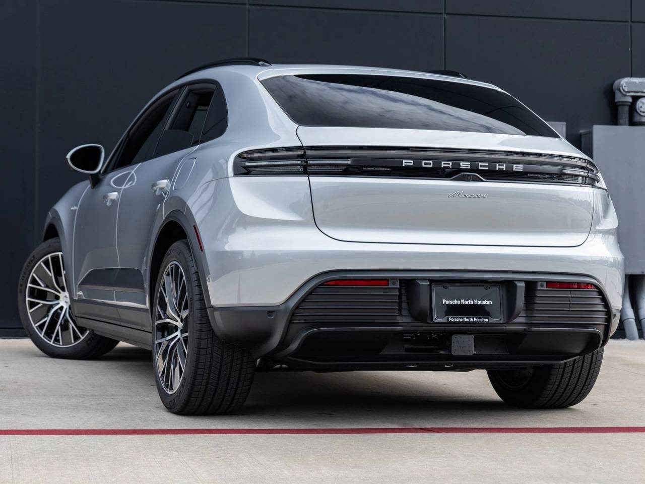 2025 Porsche Macan Electric Macan Electric
