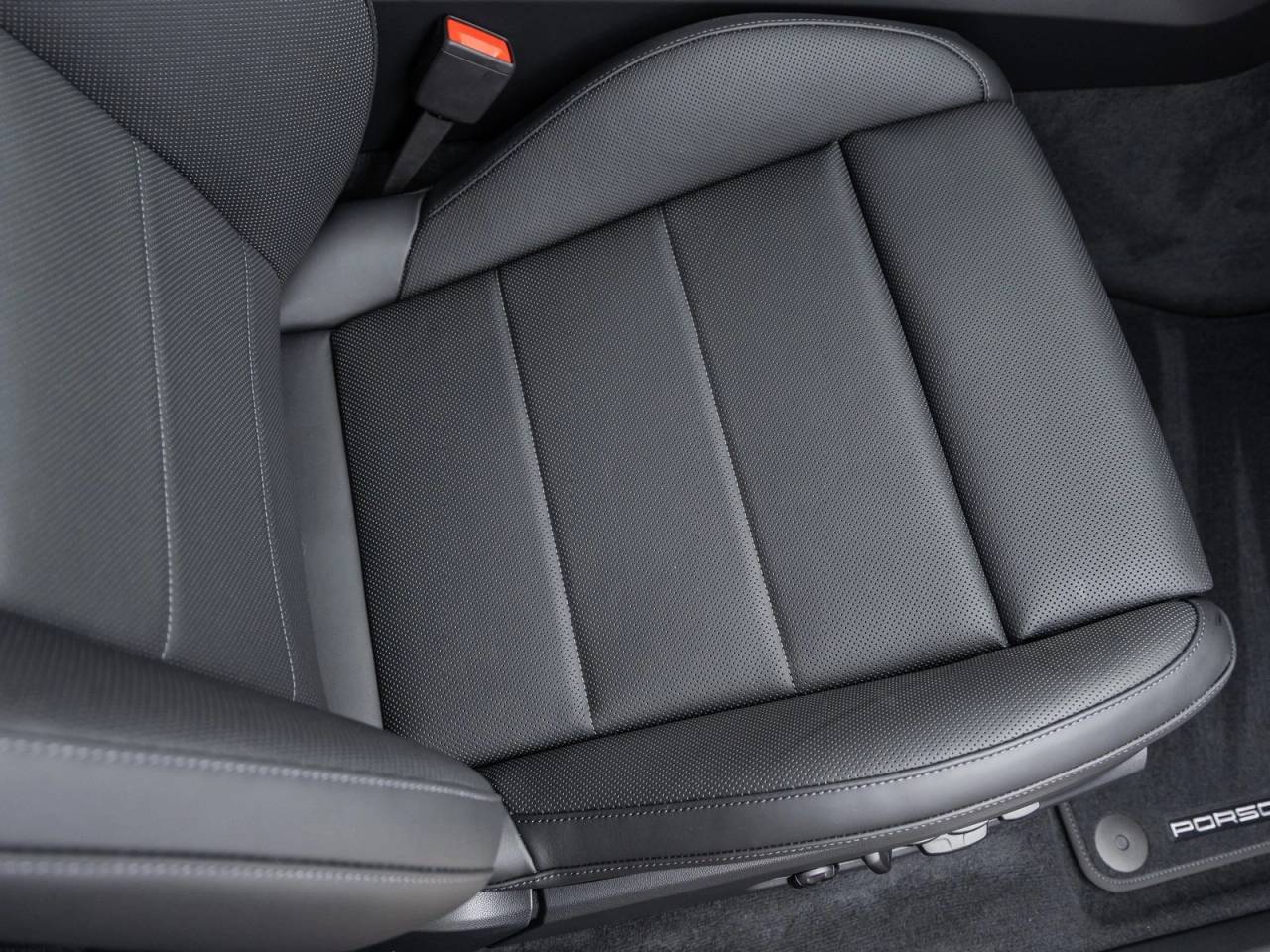 2025 Porsche Macan Electric Macan Electric