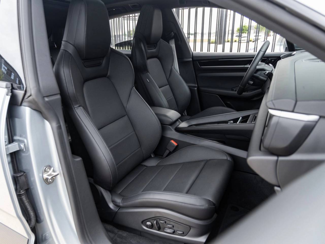 2025 Porsche Macan Electric Macan Electric