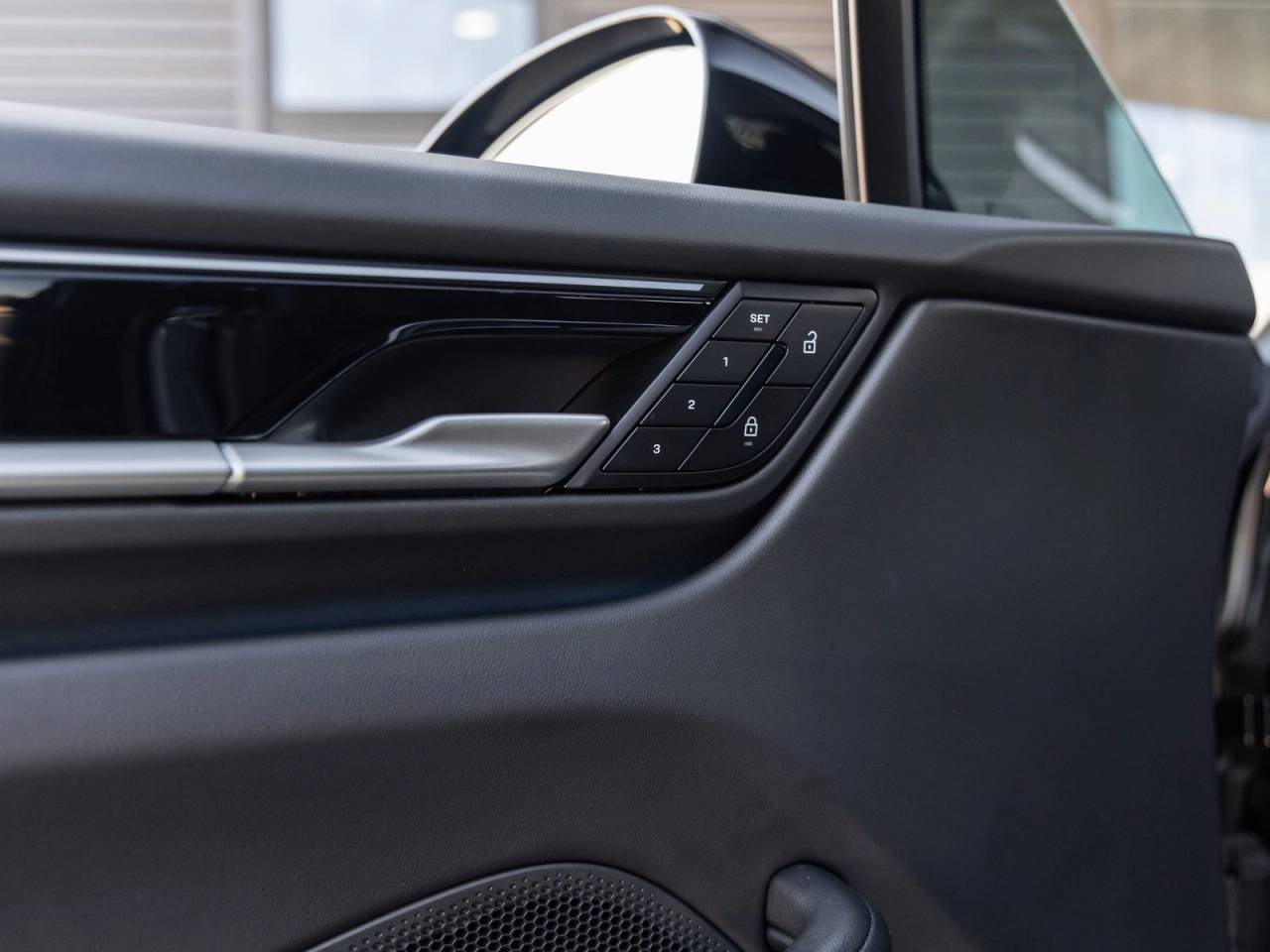 2025 Porsche Macan Electric Macan Electric