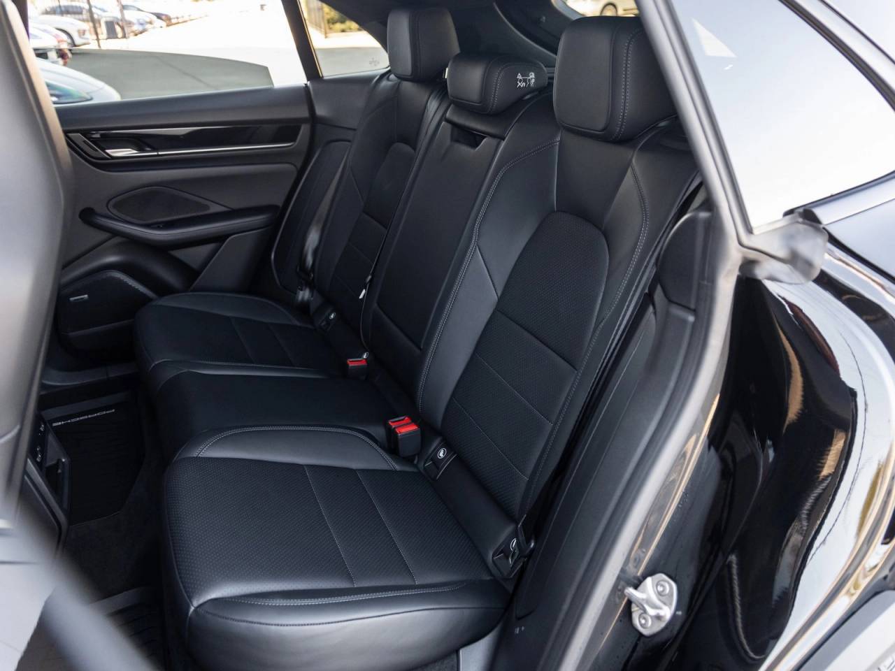 2025 Porsche Macan Electric Macan Electric