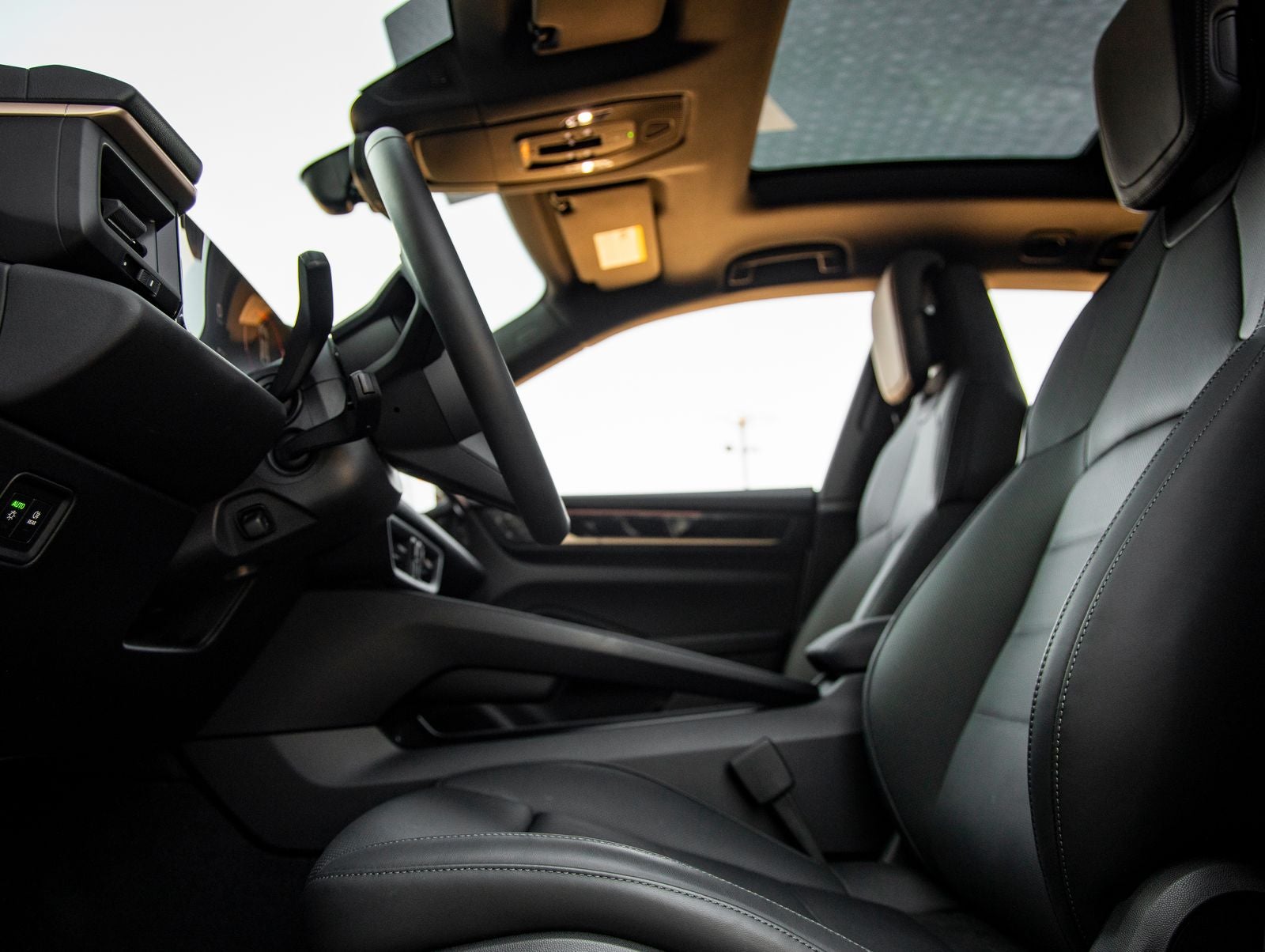 2025 Porsche Macan Electric