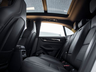 2025 Porsche Macan Electric
