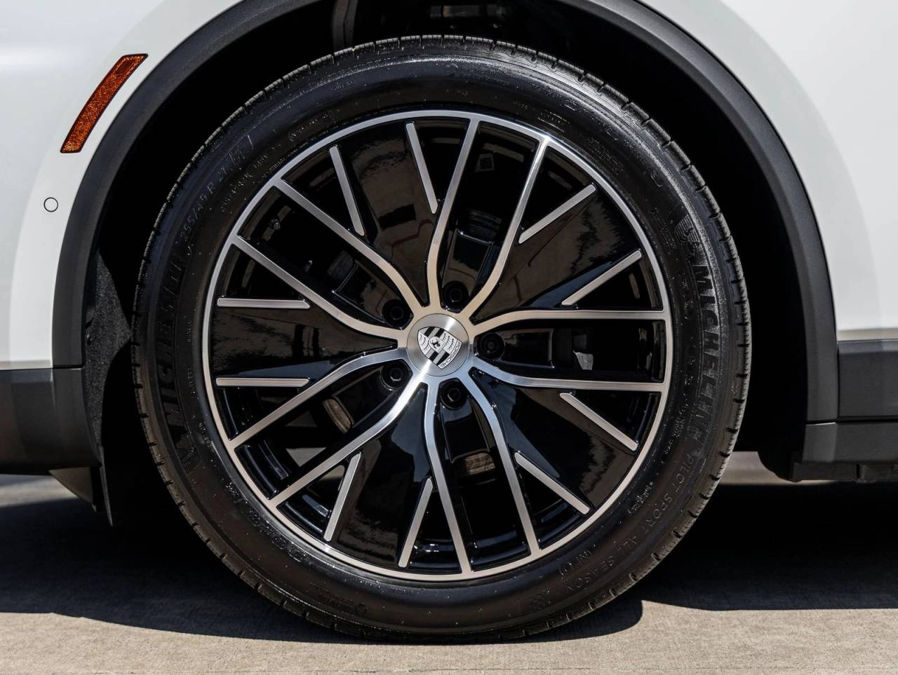 2025 Porsche Macan Electric