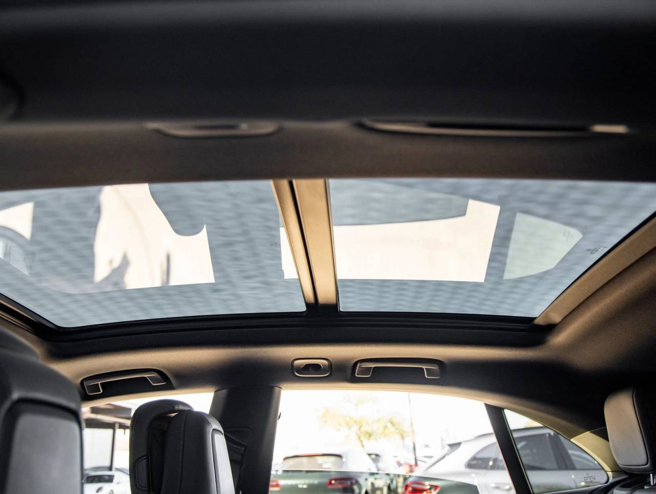 2025 Porsche Macan Electric