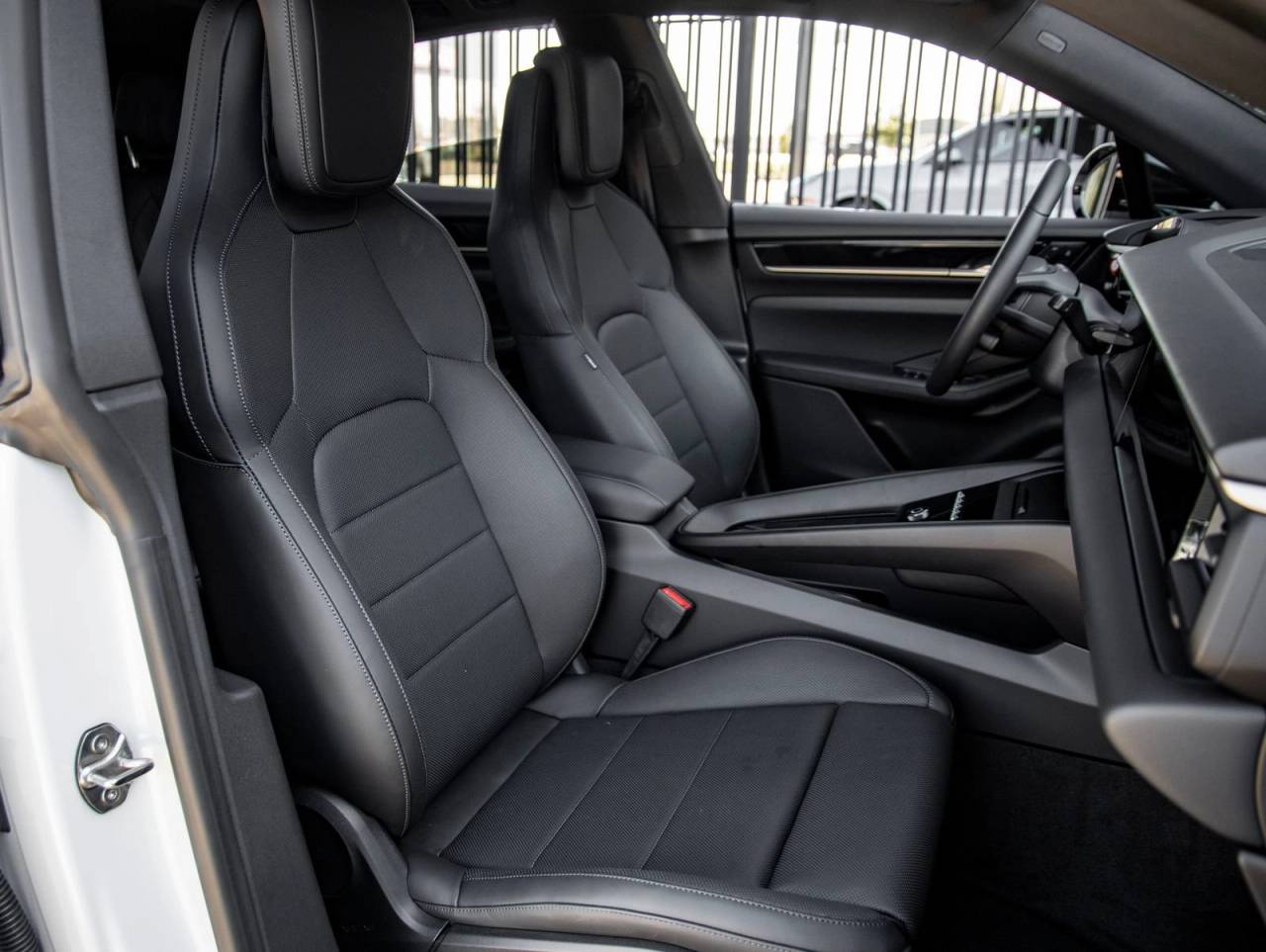 2025 Porsche Macan Electric