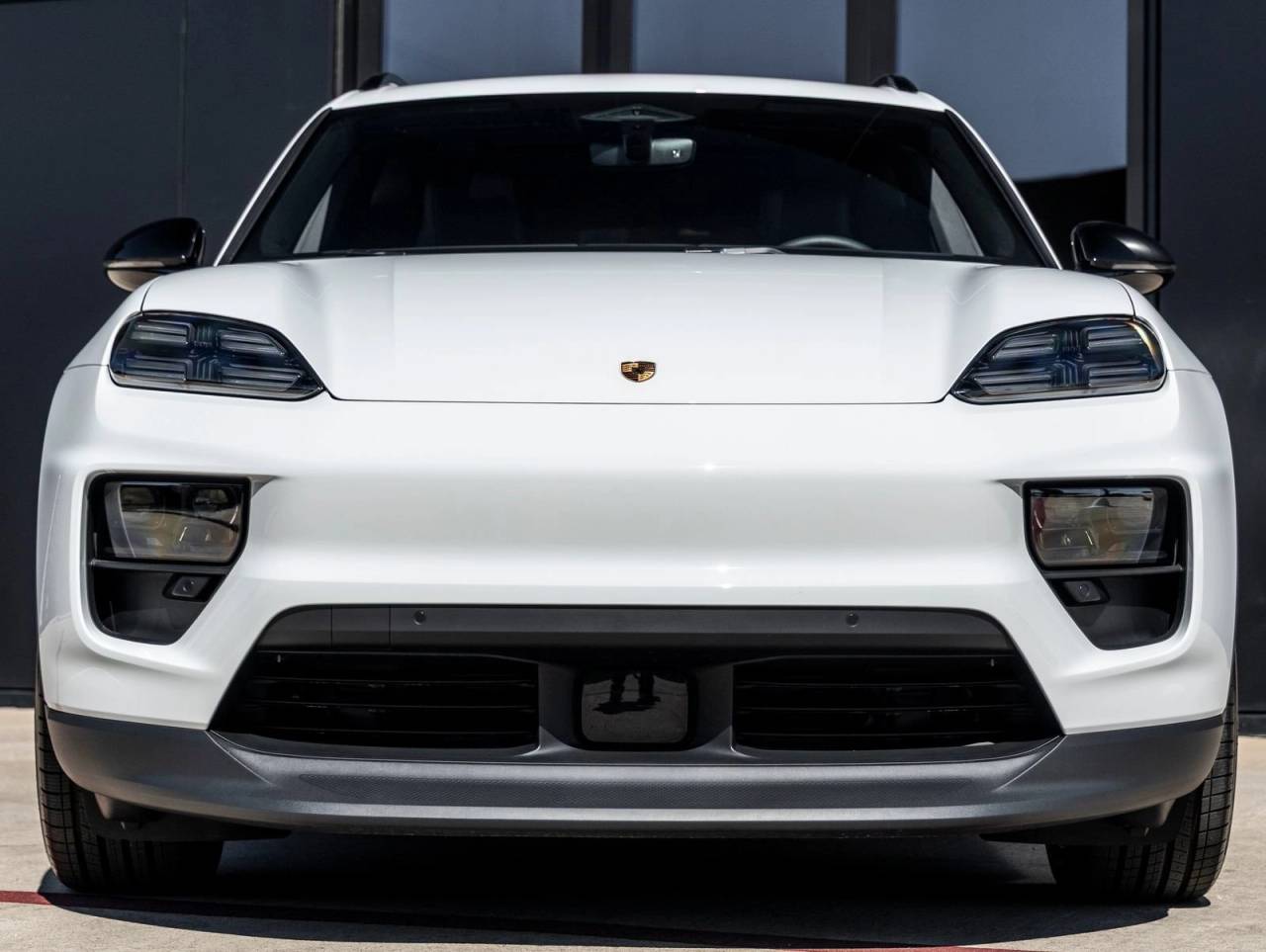 2025 Porsche Macan Electric