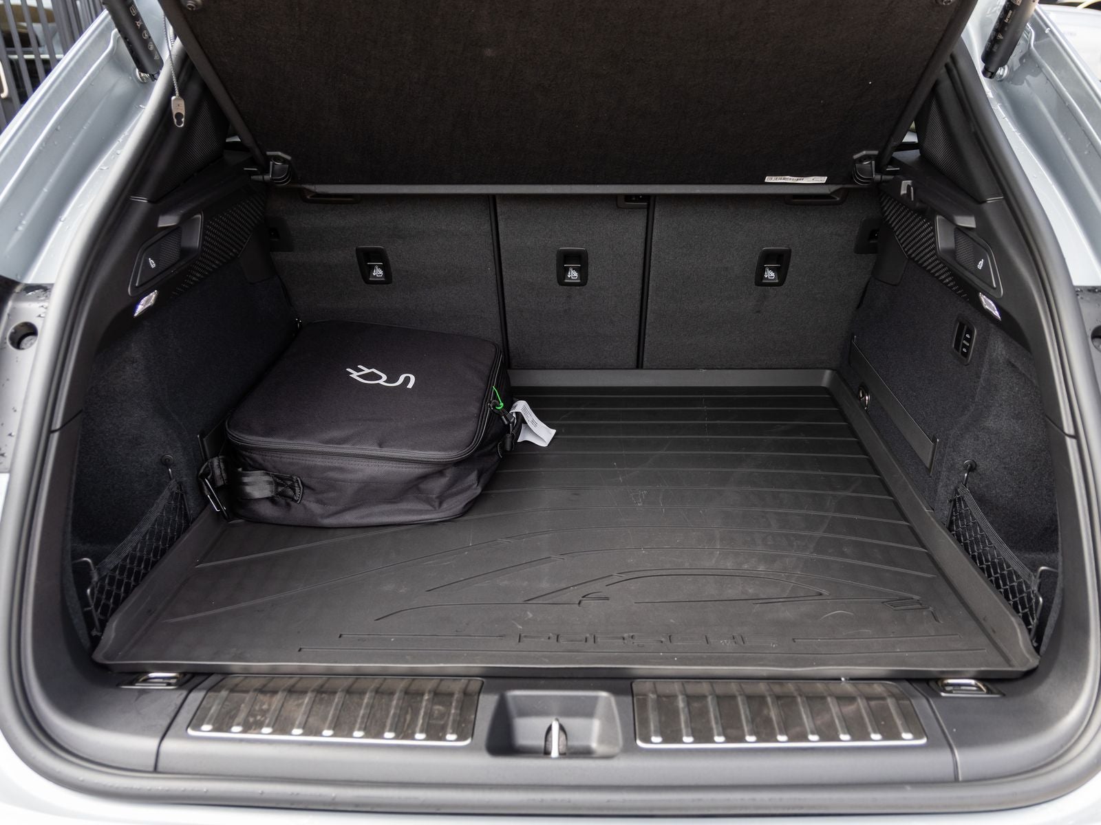 2025 Porsche Macan Electric Macan Electric