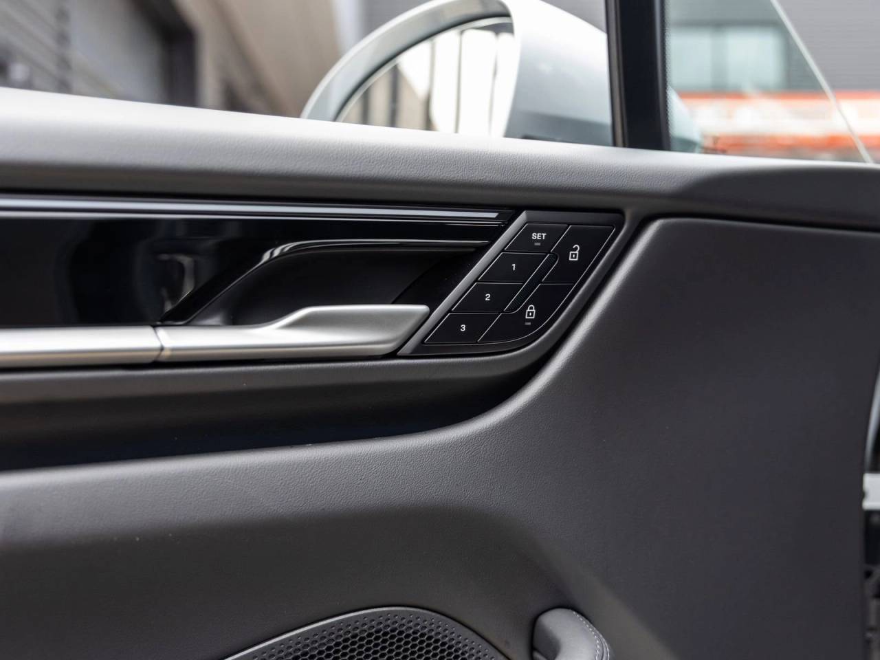 2025 Porsche Macan Electric Macan Electric