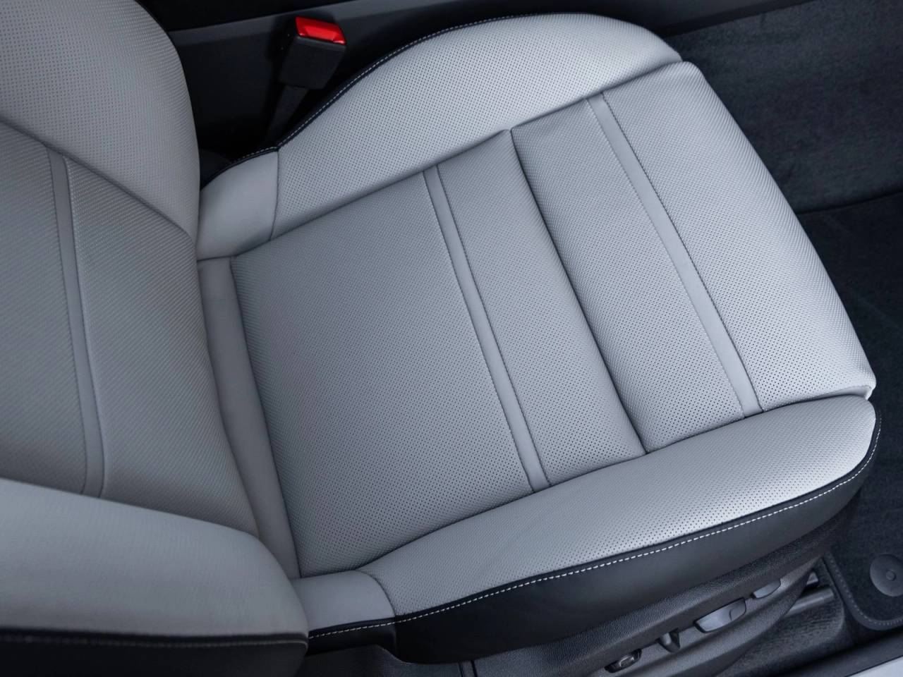 2026 Porsche Cayenne Cayenne E-Hybrid